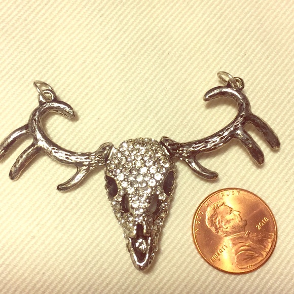 Silver-tone clear Rhinestone steer skull Pendant - Picture 3 of 8